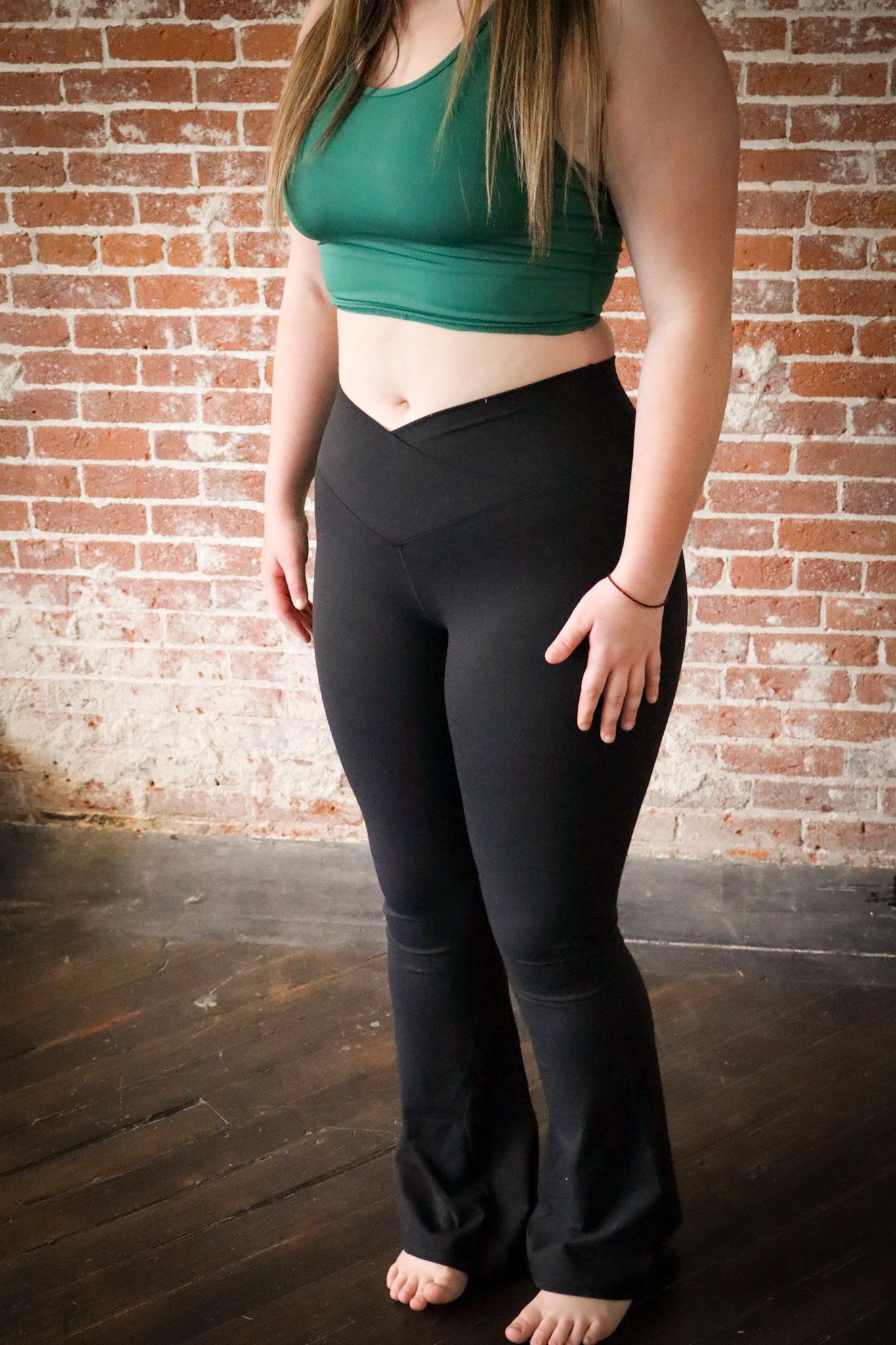 Crossover Flare Legging