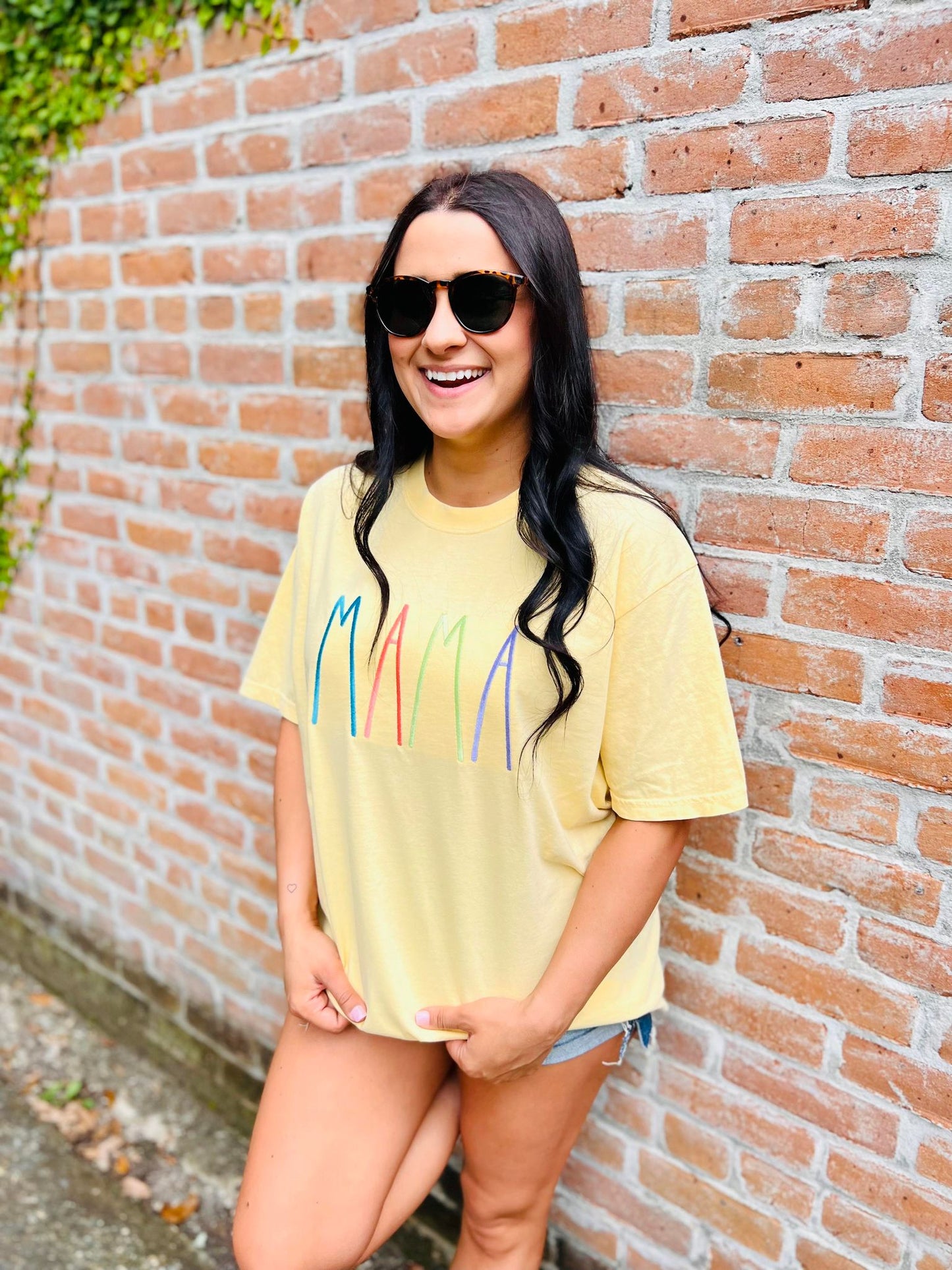 MAMA Thread Butter Graphic Tee