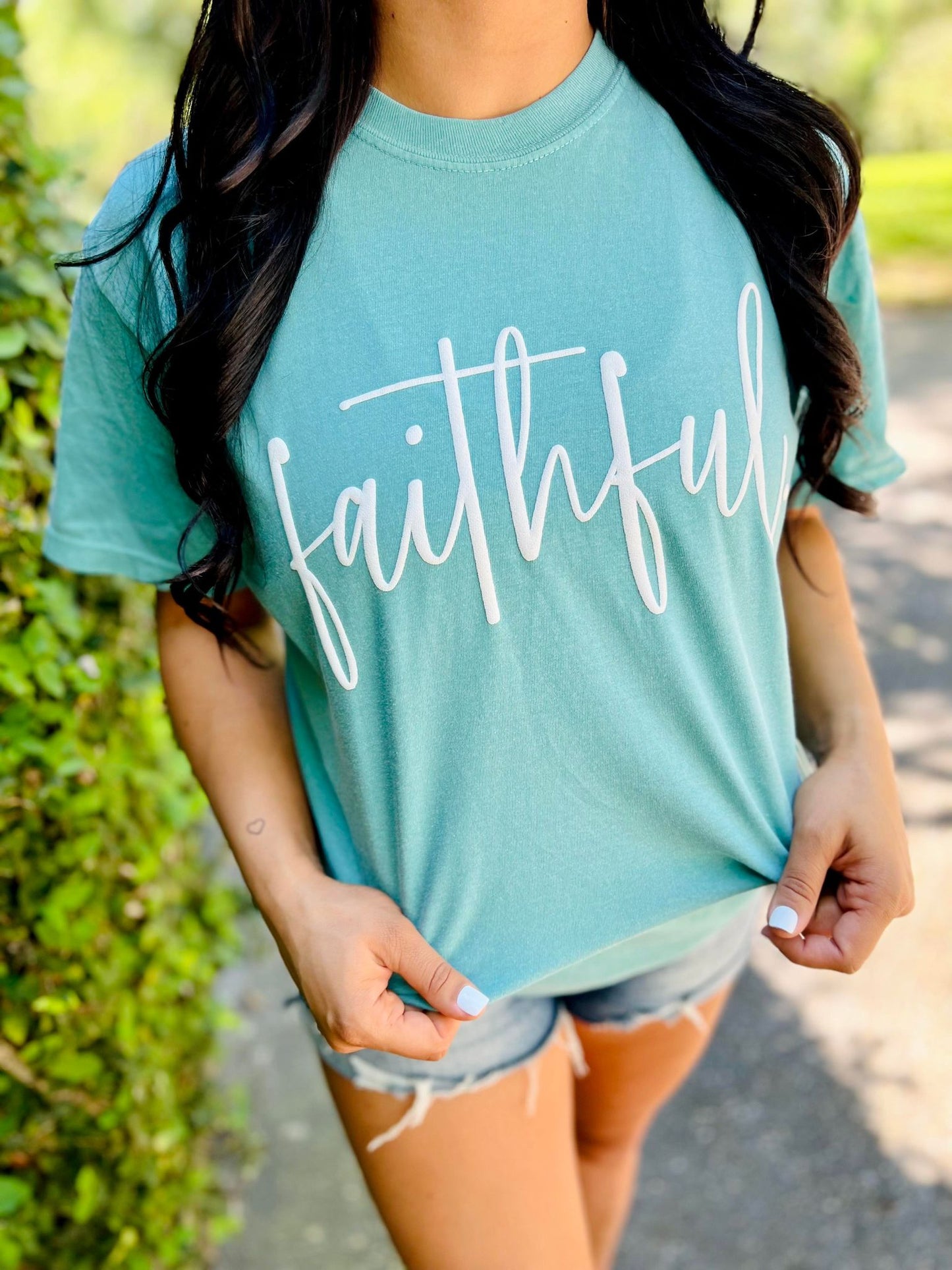 Faithful Script Puff Tee