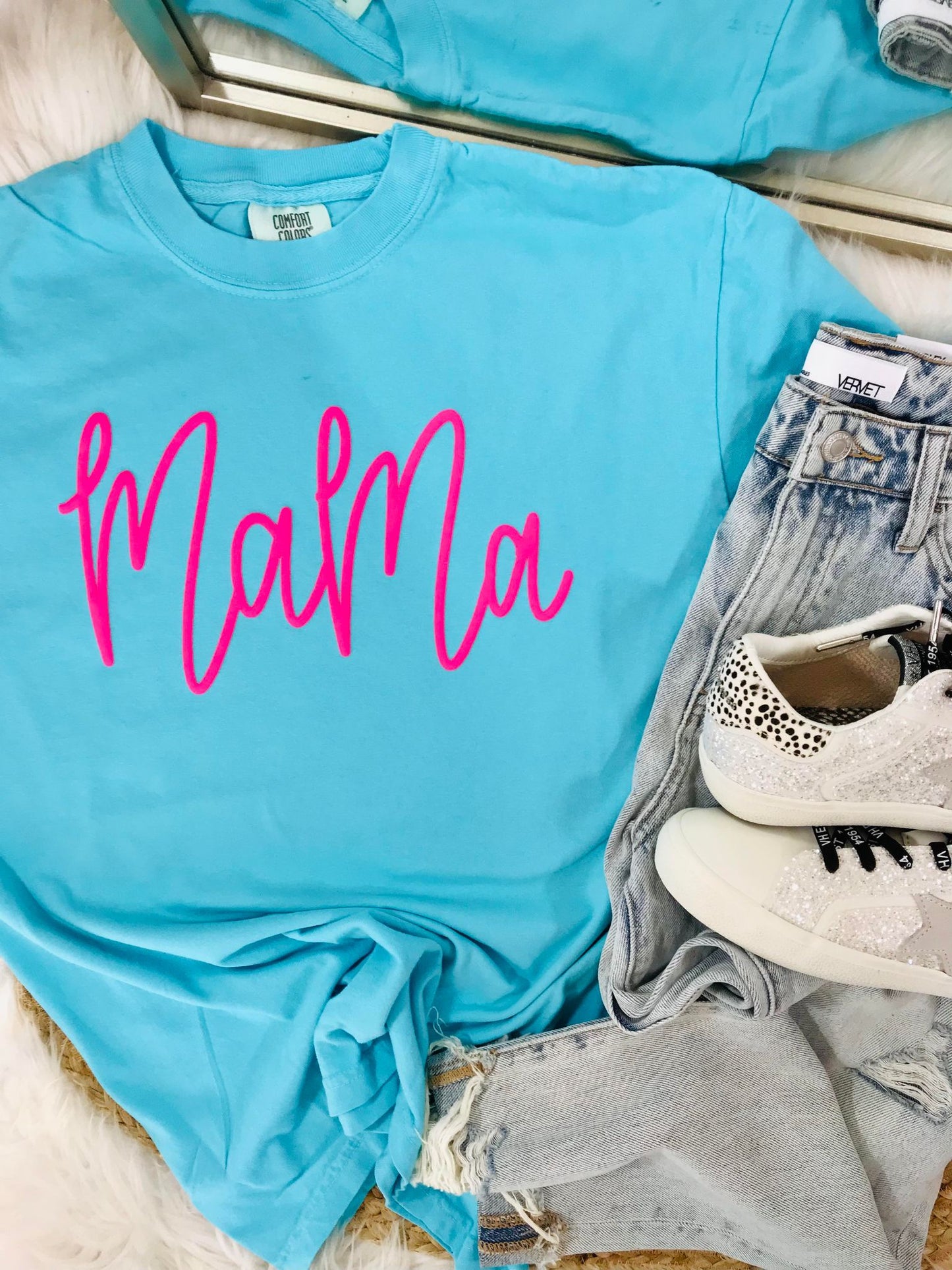 Mama Cursive Puff Tee