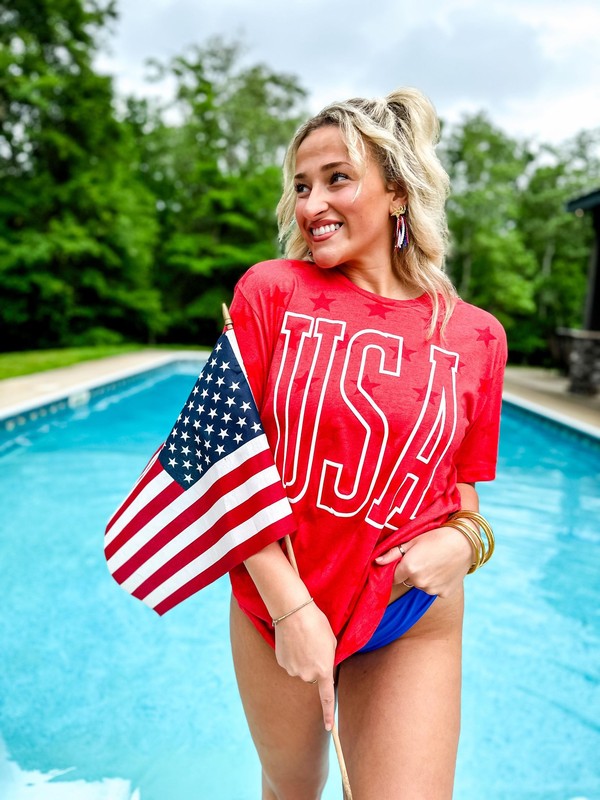 Tall USA Outline Puff Star Tee