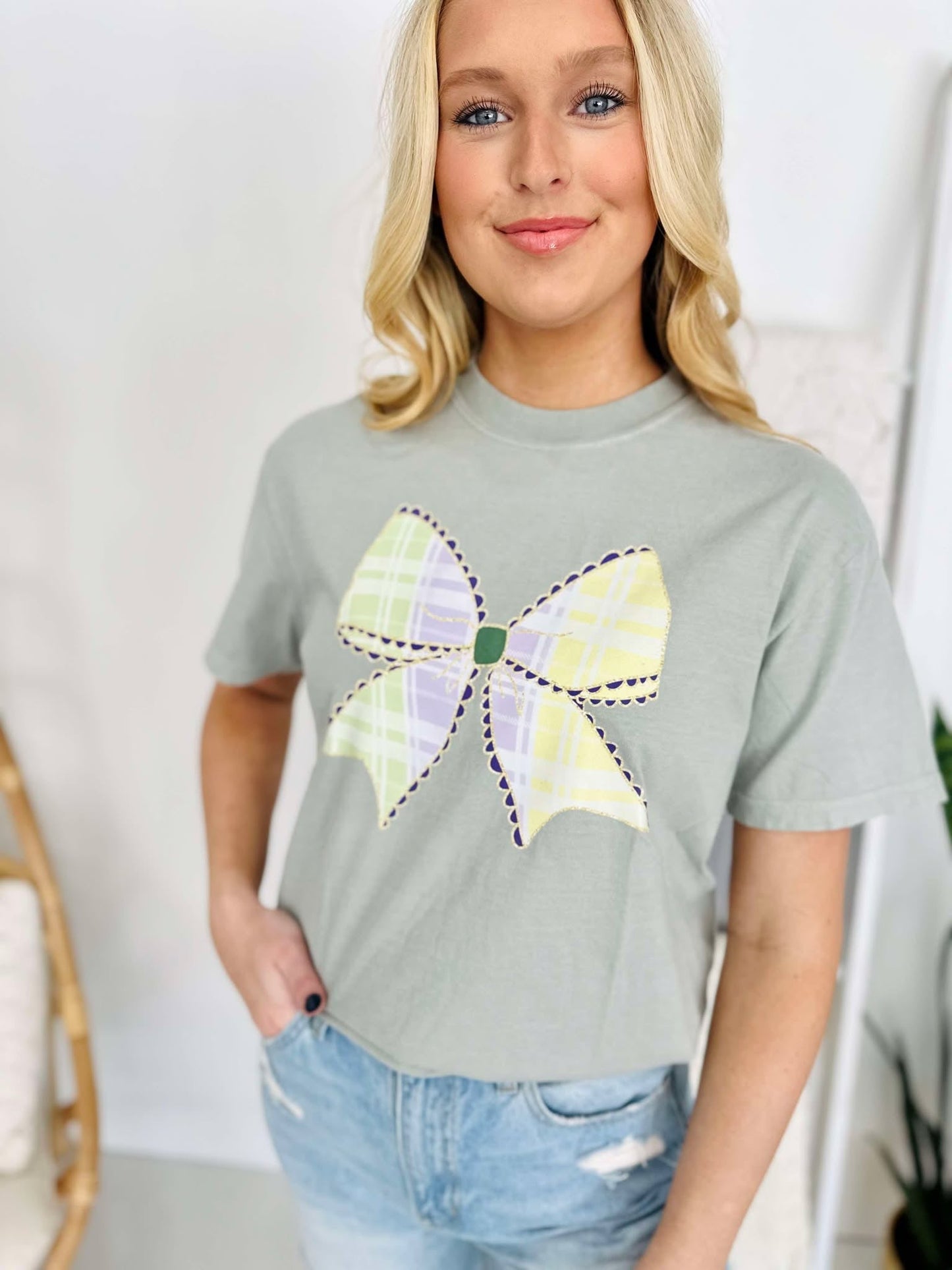 Mardi Gras Plaid Bow DTF Tee