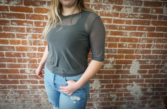 Cambria Mesh Top