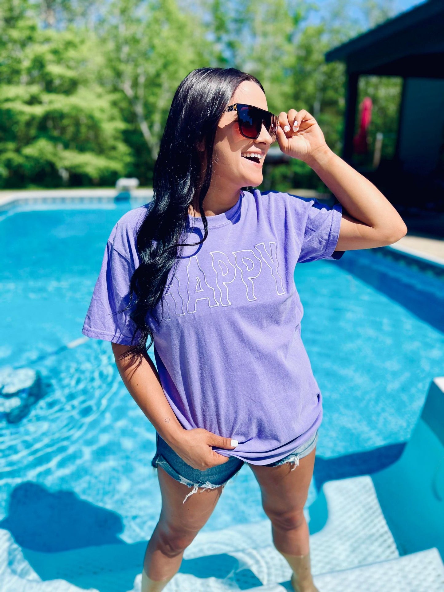 Happy Wavy Embroidered Tee