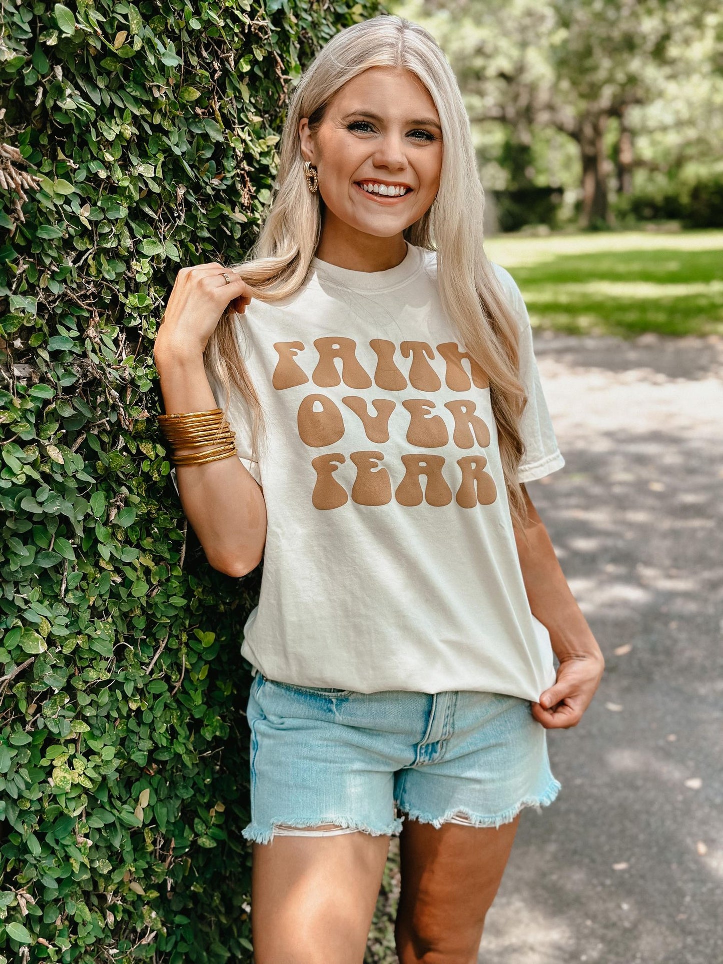 Faith Over Fear Retro Wave Puff Tee