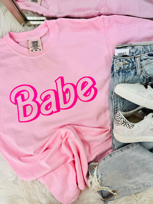 Babe Barbie Bubble Font Tee