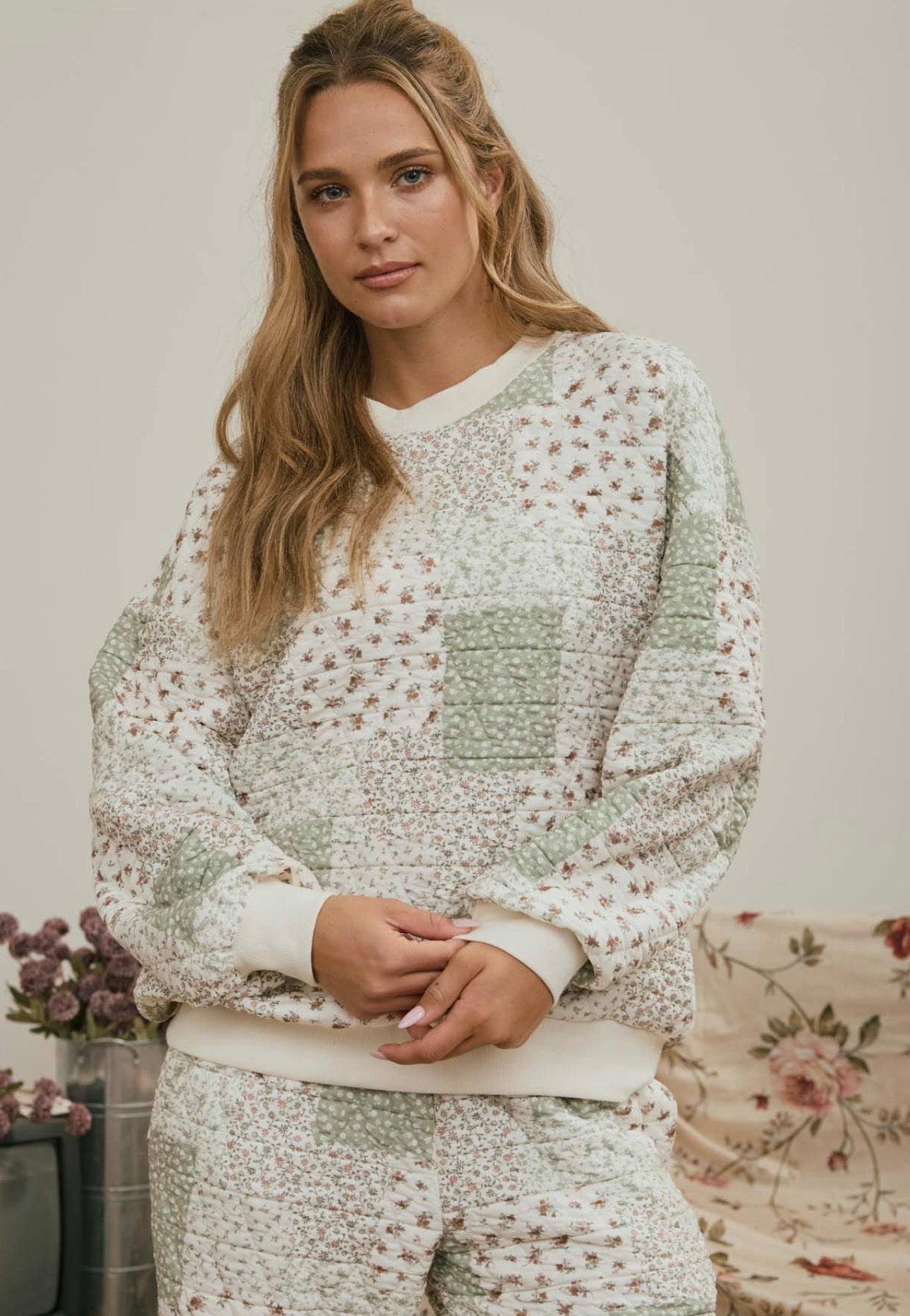 Cottage Quilt Pullover