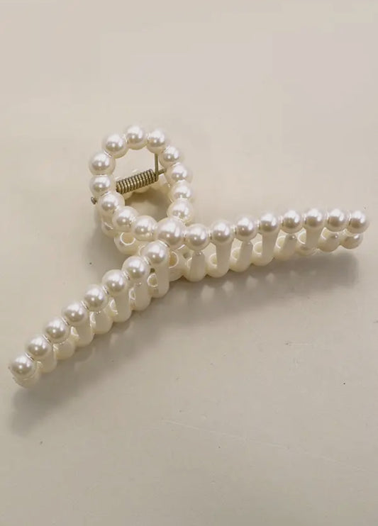 Pearl Oval Hair Clip