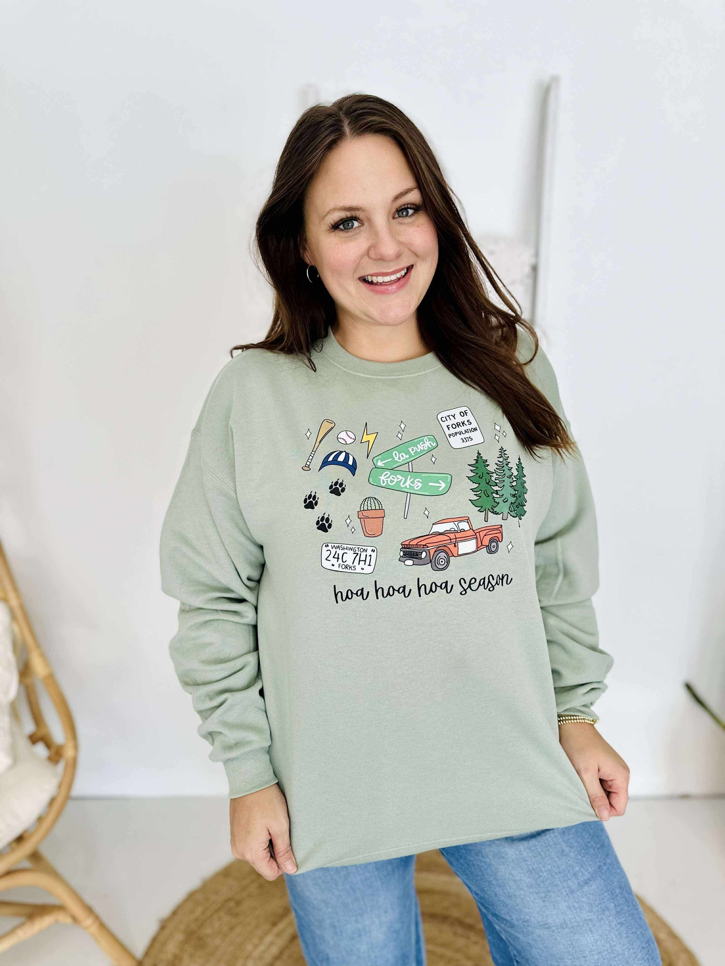Hoa Hoa Vampire Inspired Movie Graphic Sweatshirt